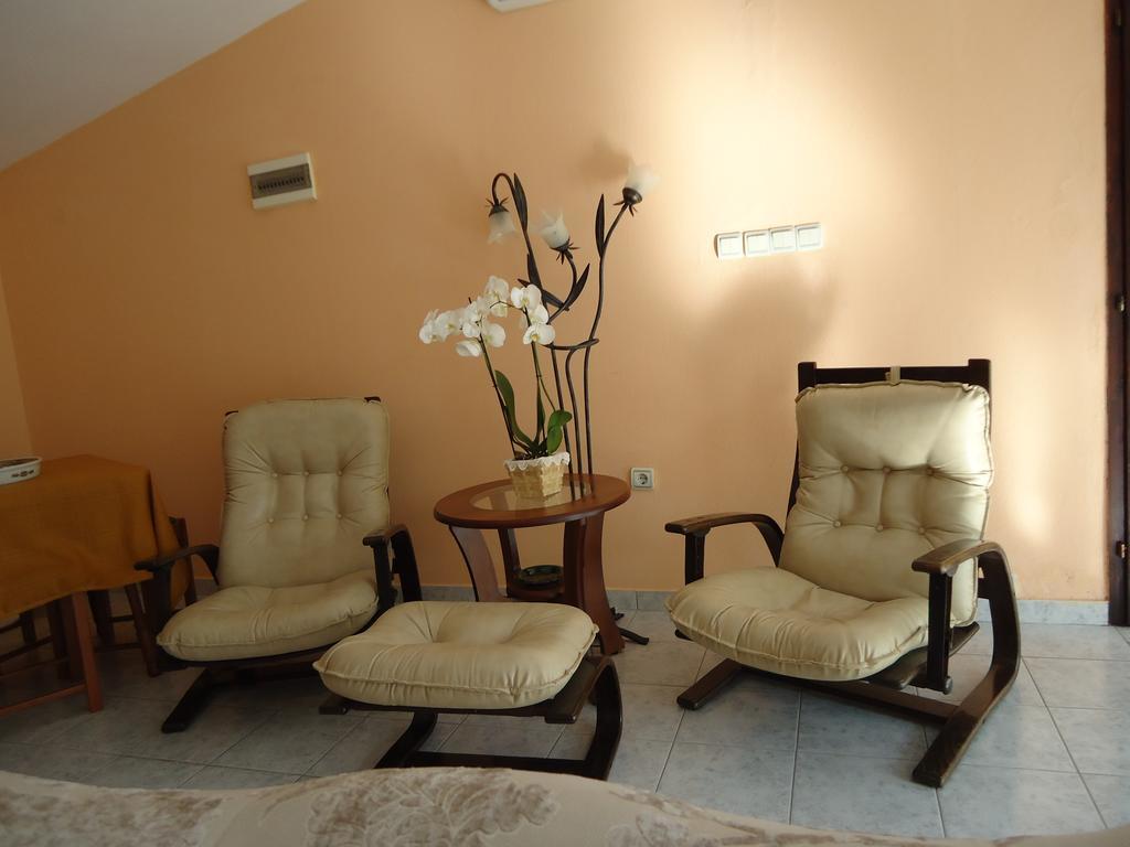 Apartment Odmor Bar Exterior foto