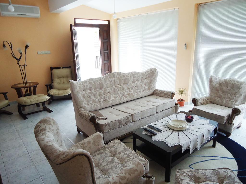 Apartment Odmor Bar Exterior foto